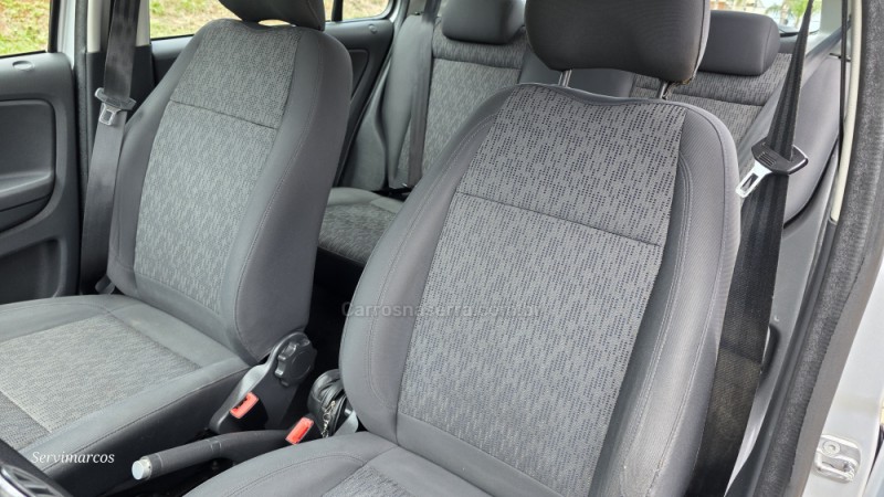 FOX 1.6 MI ITREND 8V FLEX 4P MANUAL - 2013 - SãO MARCOS