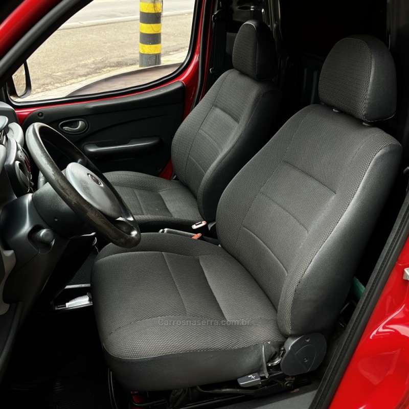 DOBLÓ 1.4 MPI CARGO FLEX 2P MANUAL - 2013 - VACARIA