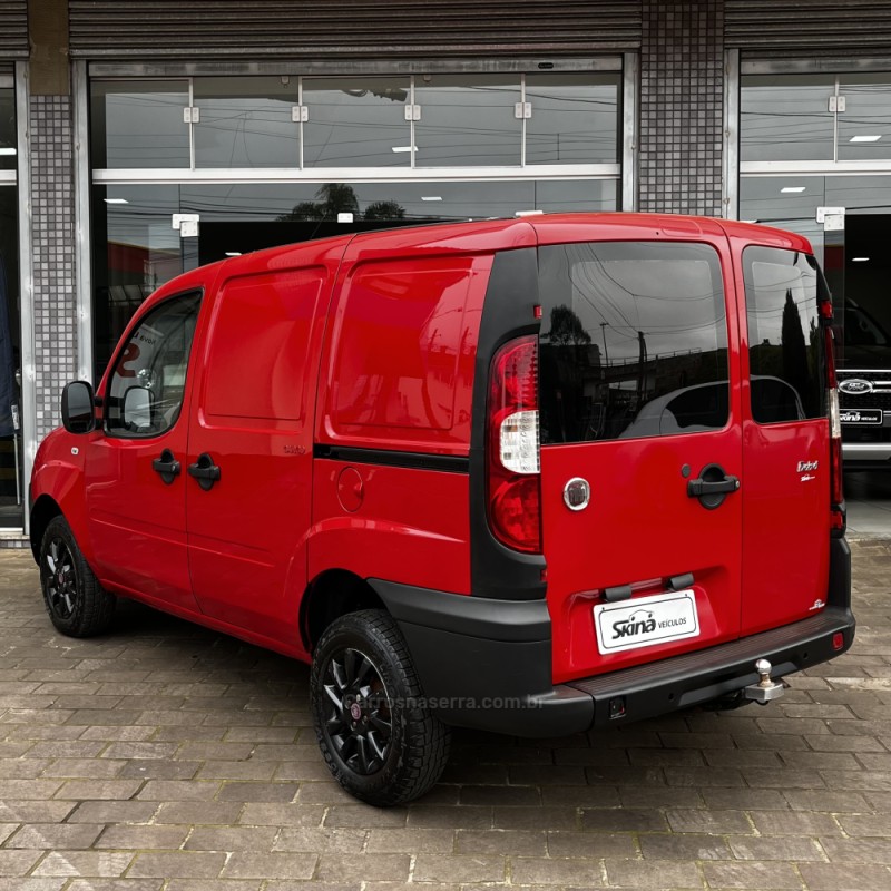 DOBLÓ 1.4 MPI CARGO FLEX 2P MANUAL - 2013 - VACARIA