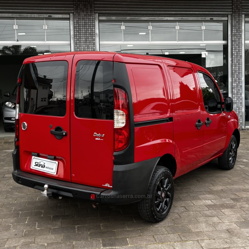 DOBLÓ 1.4 MPI CARGO FLEX 2P MANUAL - 2013 - VACARIA