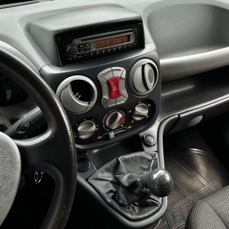 DOBLÓ 1.4 MPI CARGO FLEX 2P MANUAL - 2013 - VACARIA