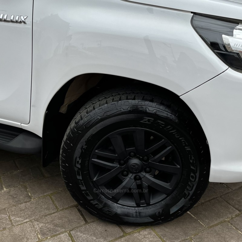HILUX 2.8 SRV 4X4 CD 16V DIESEL 4P AUTOMÁTICO - 2018 - VACARIA