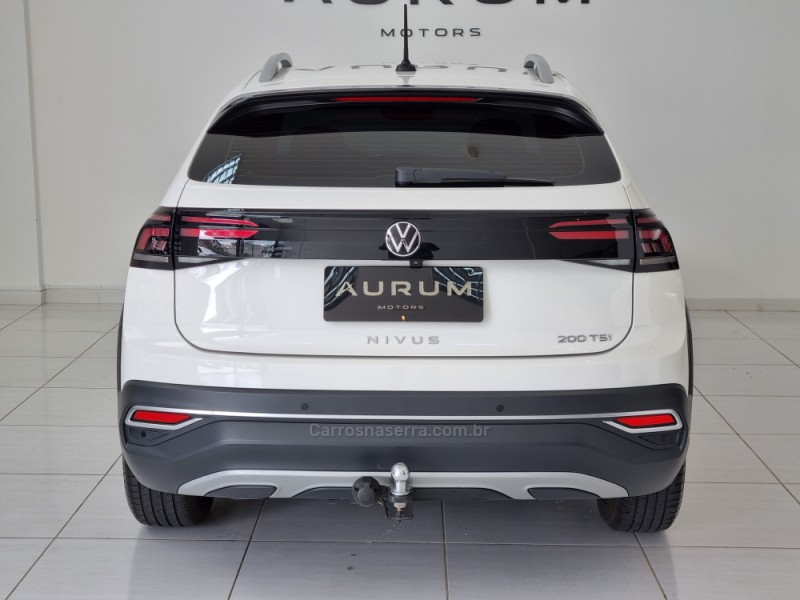 NIVUS 1.0 TSI HIGHLINE FLEX 4P AUTOMÁTICO - 2023 - CAXIAS DO SUL