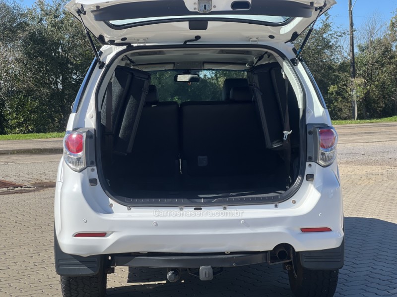 HILUX SW4 3.0 SRV 4X4 7 LUGARES 16V TURBO INTERCOOLER DIESEL 4P AUTOMÁTICO - 2015 - ANTôNIO PRADO