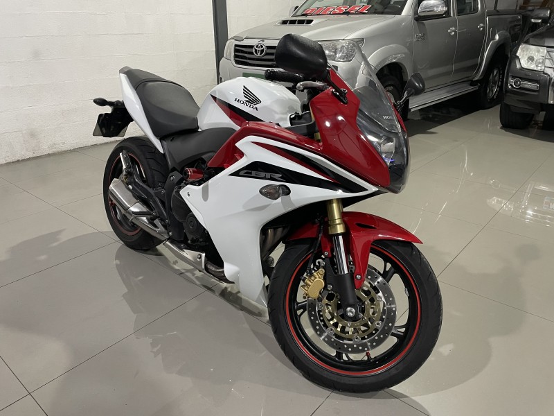 cb 600f  2013 caxias do sul