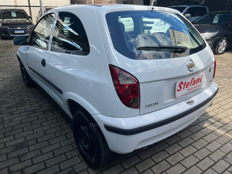 CELTA 1.0 MPFI VHC SPIRIT 8V FLEX 2P MANUAL - 2011 - FELIZ