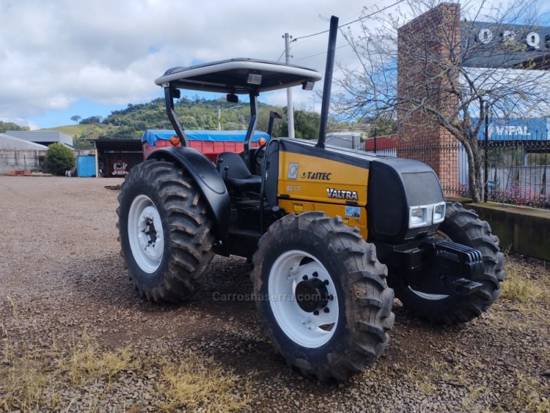 TRATOR BL 77  - 2004 - GUAPORé
