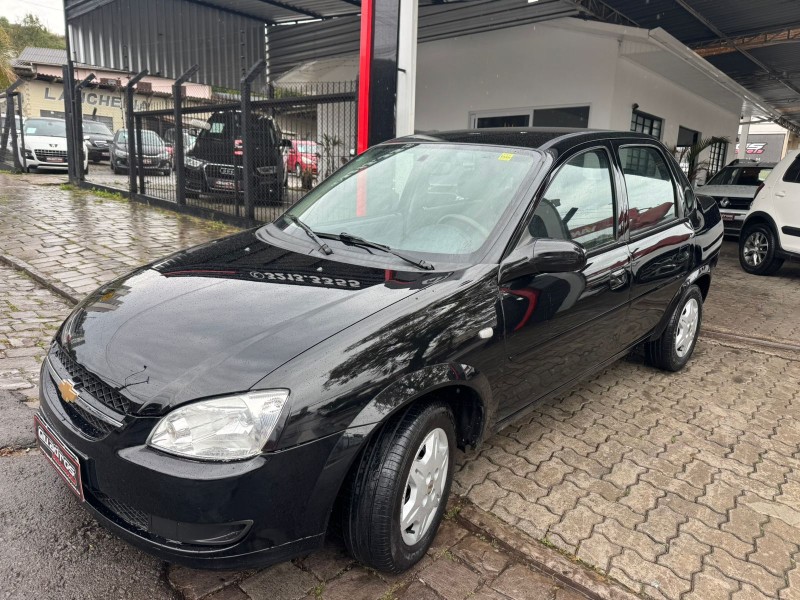 CLASSIC 1.0 MPFI LS 8V FLEX 4P MANUAL - 2011 - CAXIAS DO SUL