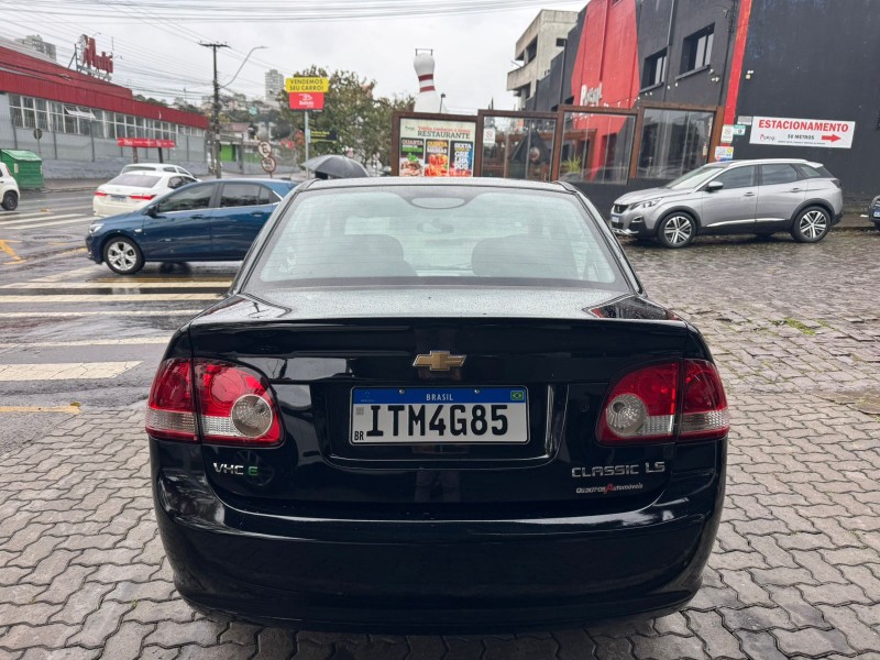 CLASSIC 1.0 MPFI LS 8V FLEX 4P MANUAL - 2011 - CAXIAS DO SUL