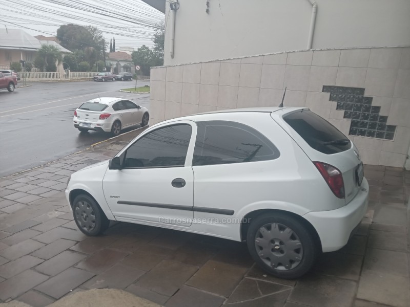 CELTA 1.0 MPFI SPIRIT 8V FLEX 2P MANUAL - 2011 - GARIBALDI