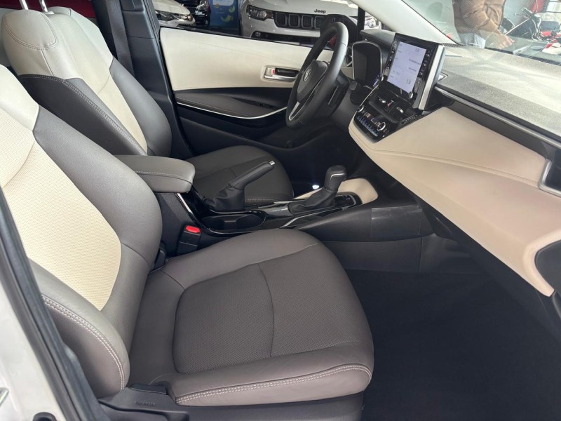COROLLA 2.0 ALTIS PREMIUM 16V FLEX 4P AUTOMÁTICO - 2022 - CAXIAS DO SUL