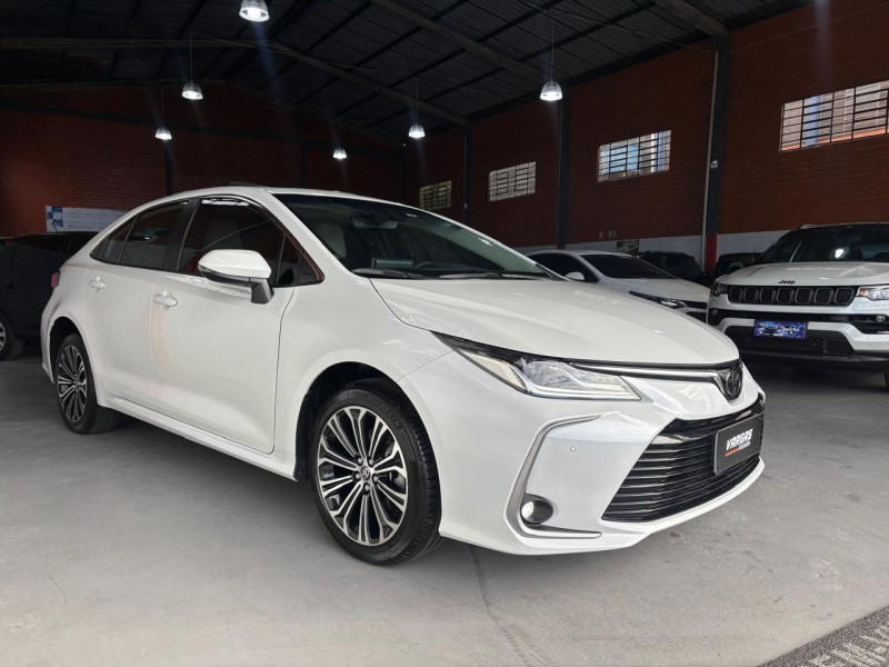 COROLLA 2.0 ALTIS PREMIUM 16V FLEX 4P AUTOMÁTICO - 2022 - CAXIAS DO SUL