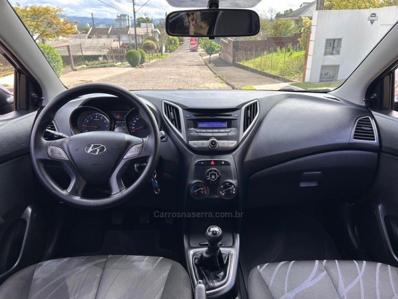HB20 1.0 COMFORT 12V FLEX 4P MANUAL - 2014 - VENâNCIO AIRES