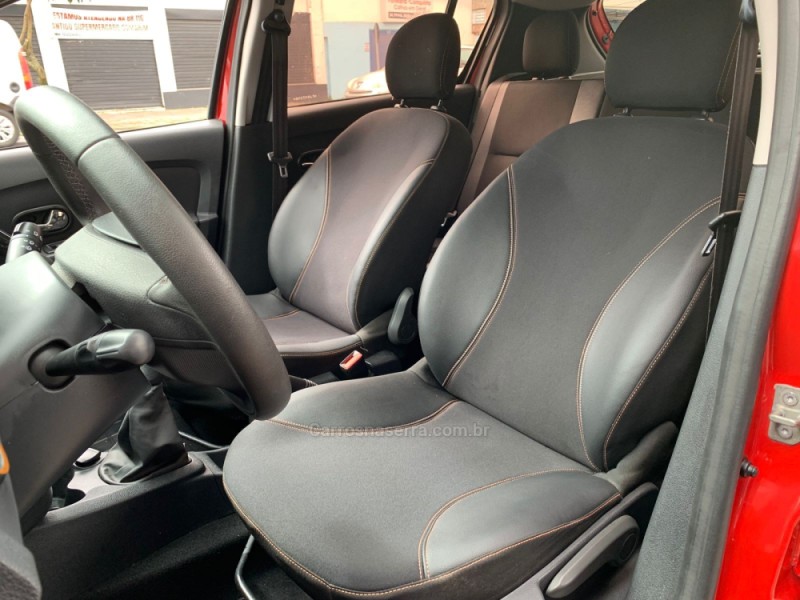 SANDERO 1.6 STEPWAY 8V FLEX 4P MANUAL - 2015 - CAXIAS DO SUL