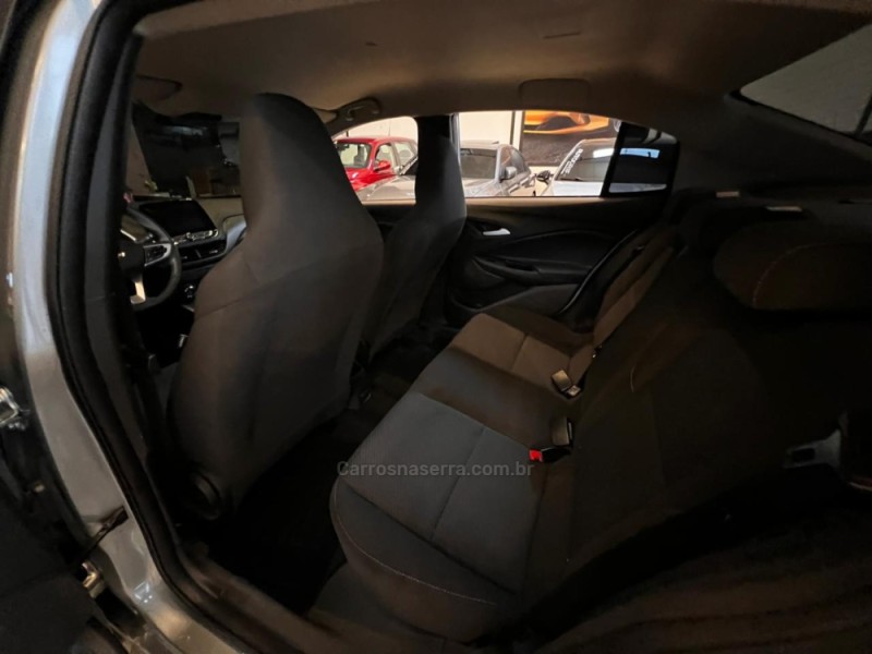 ONIX 1.0 SEDAN PLUS LT 12V FLEX 4P MANUAL - 2024 - CAMPO BOM