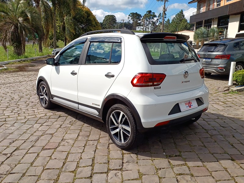 FOX 1.6 MSI XTREME 8V FLEX 4P MANUAL - 2018 - FLORES DA CUNHA