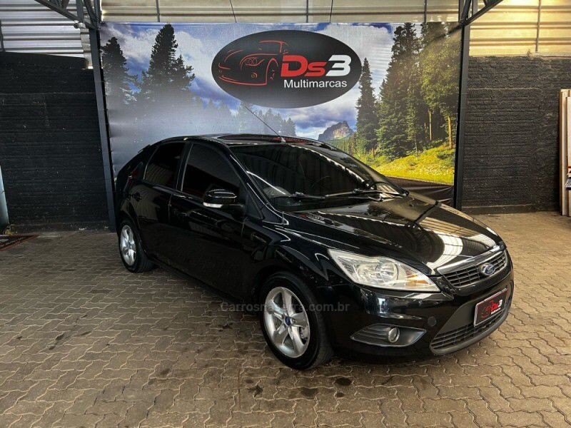 FOCUS 1.6 GLX 8V FLEX 4P MANUAL - 2013 - CAXIAS DO SUL