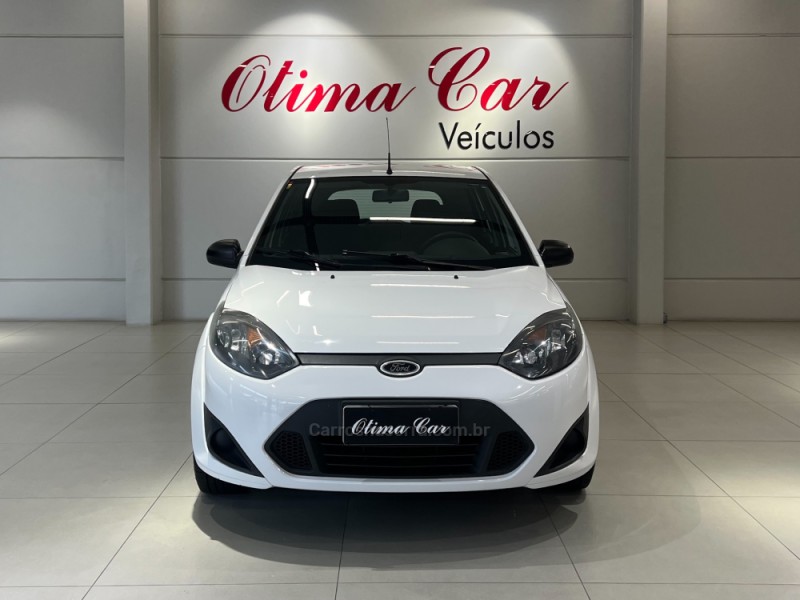 FIESTA 1.0 ROCAM HATCH 8V FLEX 4P MANUAL - 2013 - FLORES DA CUNHA