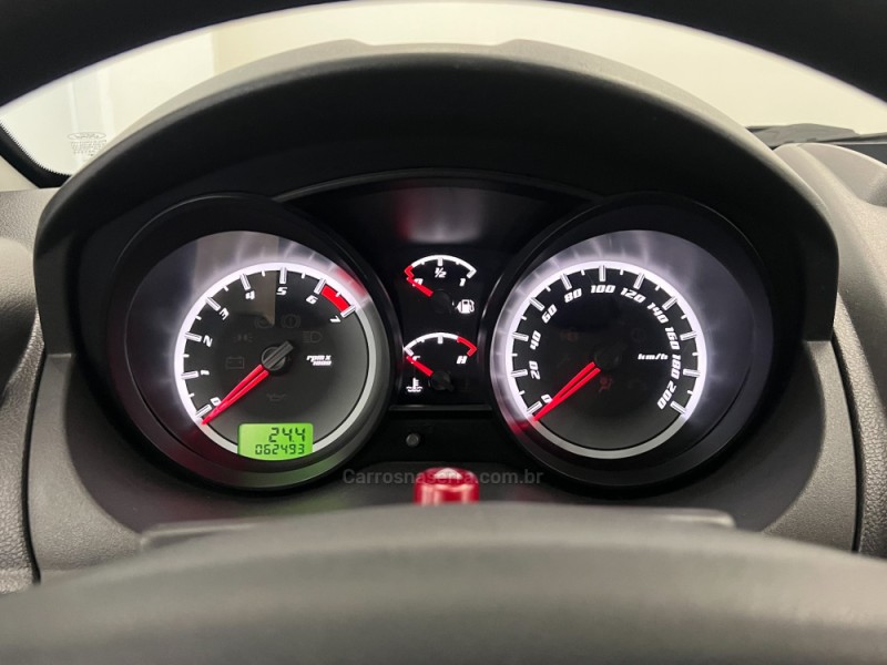 FIESTA 1.0 ROCAM HATCH 8V FLEX 4P MANUAL - 2013 - FLORES DA CUNHA
