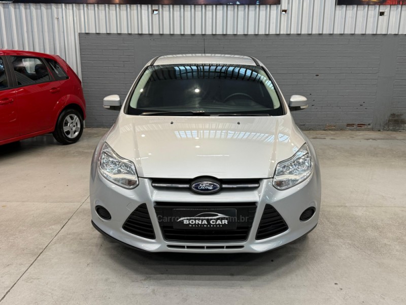 FOCUS 1.6 SE 16V FLEX 4P MANUAL - 2014 - CAXIAS DO SUL