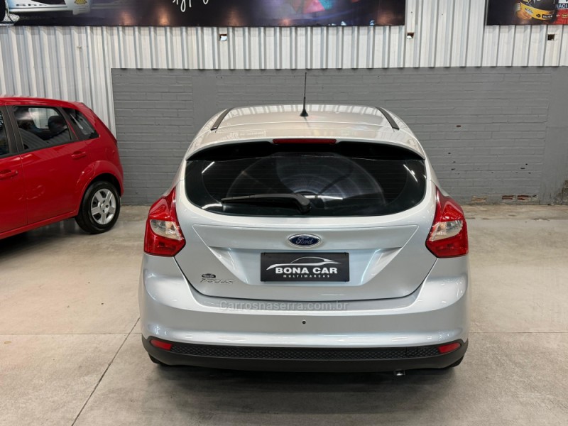 FOCUS 1.6 SE 16V FLEX 4P MANUAL - 2014 - CAXIAS DO SUL