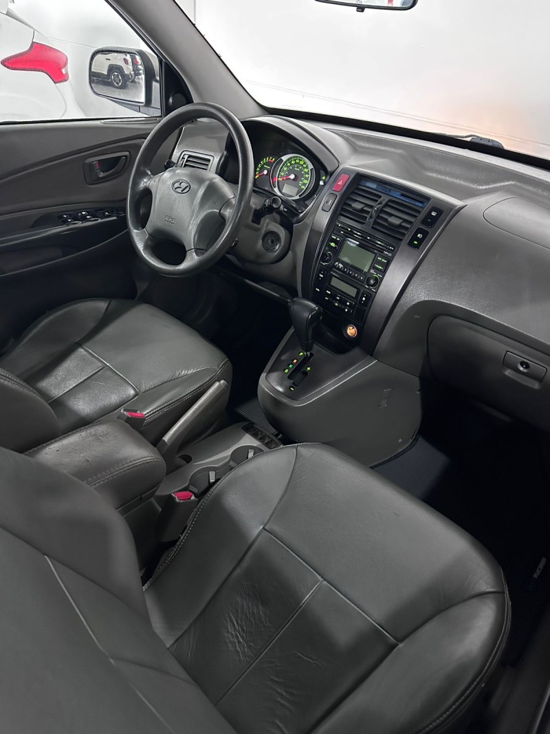 TUCSON 2.0 MPFI GLS 16V 143CV 2WD GASOLINA 4P AUTOMÁTICO - 2008 - FARROUPILHA