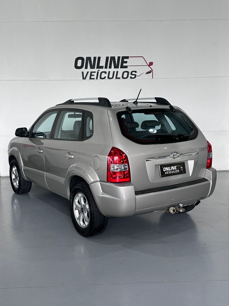TUCSON 2.0 MPFI GLS 16V 143CV 2WD GASOLINA 4P AUTOMÁTICO - 2008 - FARROUPILHA