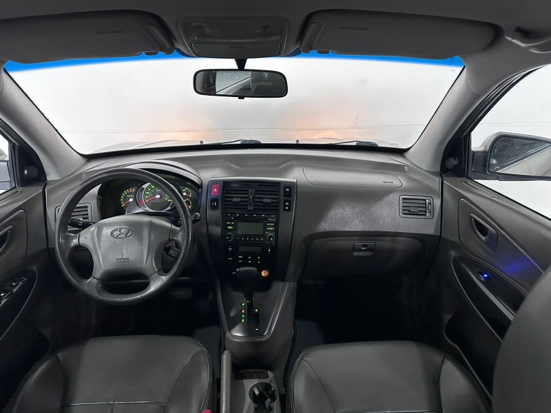 TUCSON 2.0 MPFI GLS 16V 143CV 2WD GASOLINA 4P AUTOMÁTICO - 2008 - FARROUPILHA