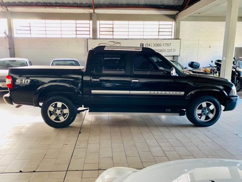 S10 2.8 EXECUTIVE 4X2 CD 12V TURBO ELECTRONIC INTERCOOLER DIESEL 4P MANUAL - 2009 - CAXIAS DO SUL