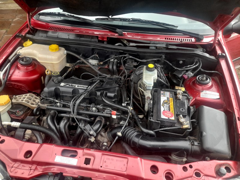 FIESTA 1.0 MPI STREET SEDAN 8V GASOLINA 4P MANUAL - 2002 - CAXIAS DO SUL