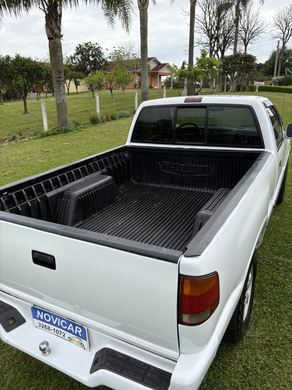 S10 2.5 DLX 4X2 CS 8V TURBO DIESEL 2P MANUAL - 1996 - FARROUPILHA