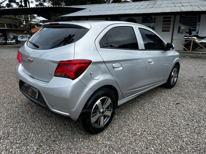 ONIX 1.0 MPFI LT 8V FLEX 4P MANUAL - 2019 - CANELA