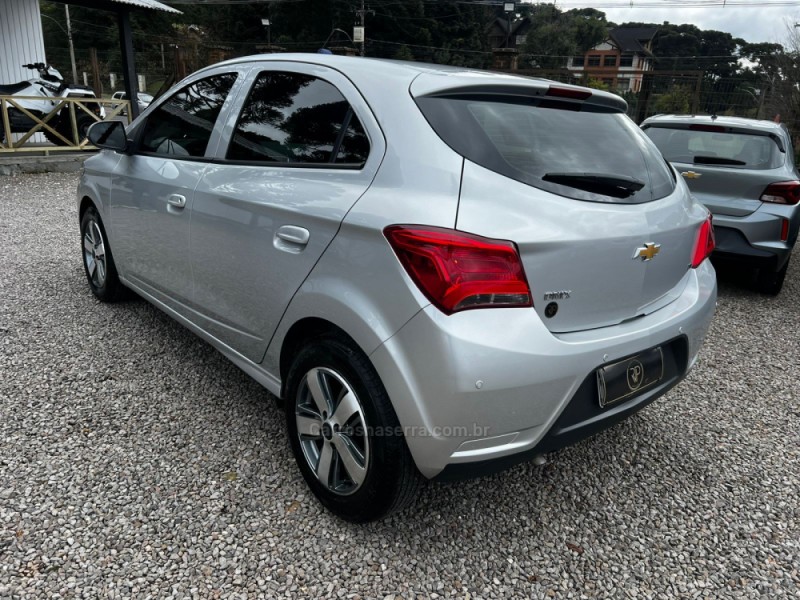 ONIX 1.0 MPFI LT 8V FLEX 4P MANUAL - 2019 - CANELA