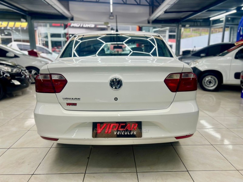 VOYAGE 1.0 12V MPI TOTALFLEX TRENDLINE 4P MANUAL - 2021 - ESTâNCIA VELHA