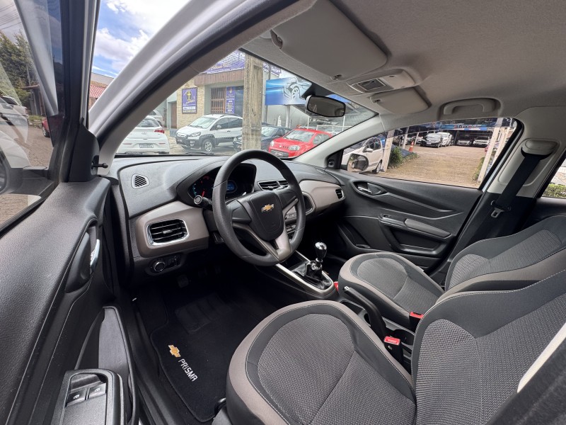 PRISMA 1.4 MPFI LT 8V FLEX 4P MANUAL - 2015 - DOIS IRMãOS