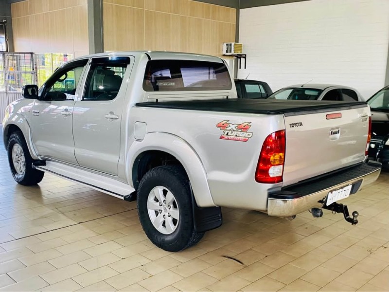 HILUX 3.0 SRV 4X4 CD 16V TURBO INTERCOOLER DIESEL 4P AUTOMÁTICO - 2011 - CAXIAS DO SUL