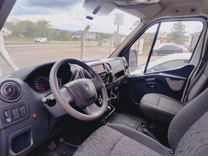 MASTER 2.3 EXTRA FURGÃO L3H2 16V TURBO INTERCOOLER DIESEL 4P MANUAL - 2020 - SãO SEBASTIãO DO CAí