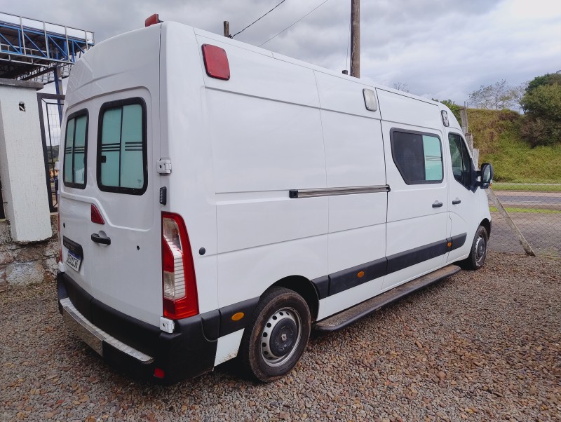 MASTER 2.3 EXTRA FURGÃO L3H2 16V TURBO INTERCOOLER DIESEL 4P MANUAL - 2020 - SãO SEBASTIãO DO CAí