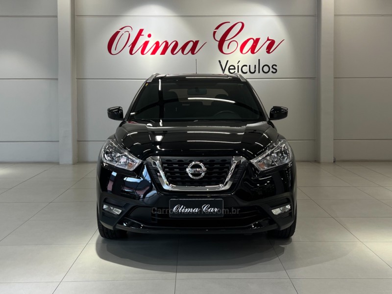 KICKS 1.6 16V FLEX SV PACK PLUS 4P XTRONIC - 2019 - FLORES DA CUNHA