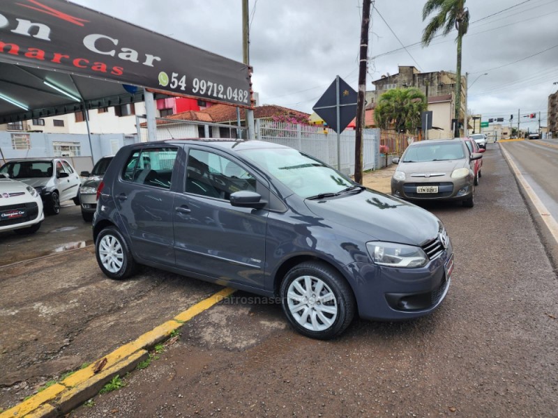 FOX 1.0 ITREND 8V FLEX 4P MANUAL - 2010 - VACARIA