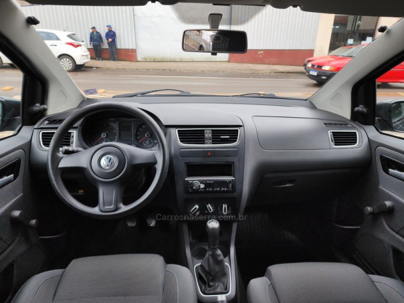 FOX 1.0 ITREND 8V FLEX 4P MANUAL - 2010 - VACARIA