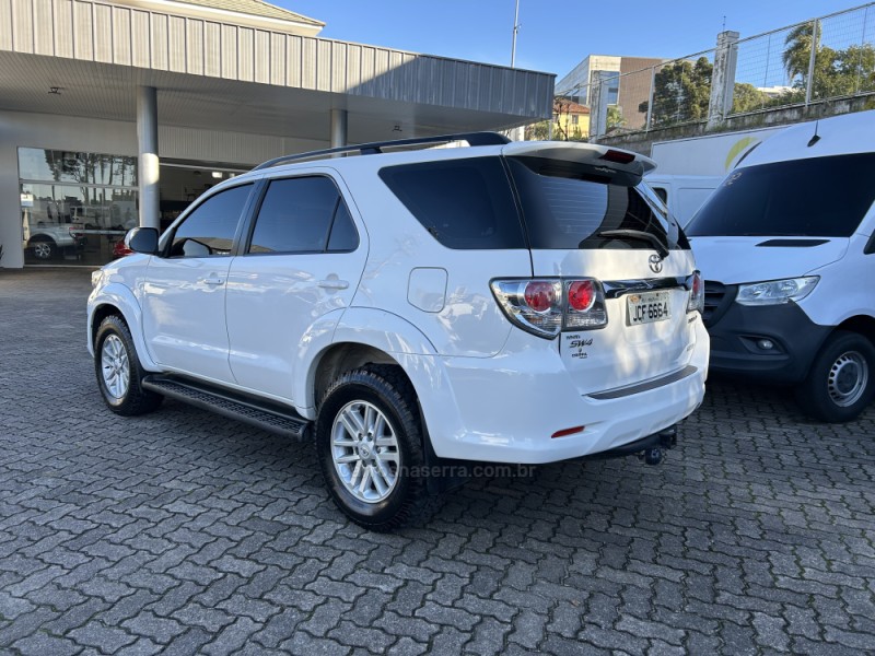 HILUX SW4 3.0 SRV 4X4 16V TURBO INTERCOOLER DIESEL 4P MANUAL - 2015 - FARROUPILHA