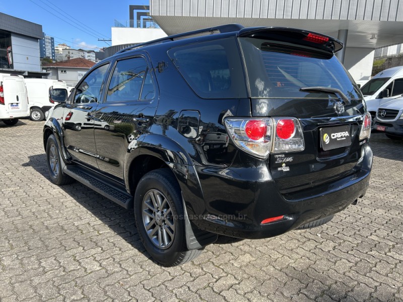 HILUX SW4 3.0 SRV 4X4 16V TURBO INTERCOOLER DIESEL 4P AUTOMÁTICO - 2014 - FARROUPILHA