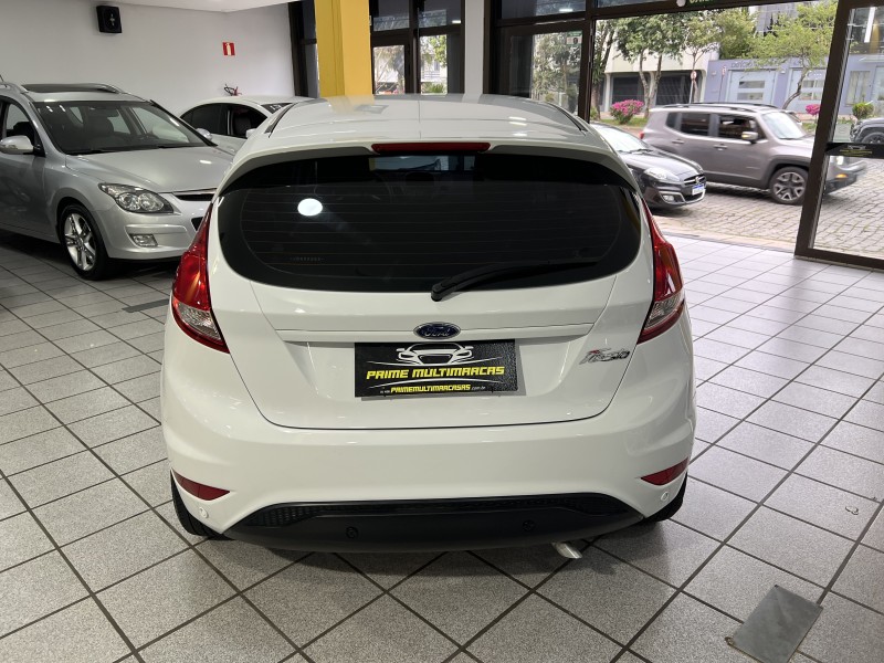 FIESTA 1.6 SE HATCH 16V FLEX 4P MANUAL - 2018 - CAXIAS DO SUL