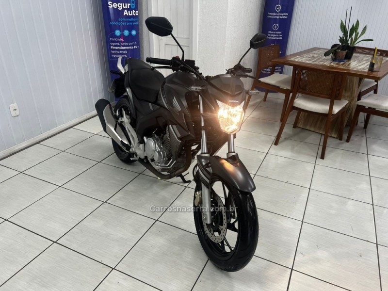 CB 250F TWISTER ABS - 2022 - CANELA