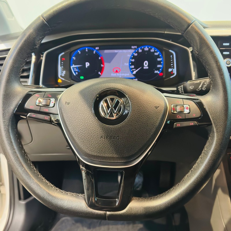 POLO 1.0	200 TSI HIGHLINE AUTOMÁTICO  - 2021 - CAXIAS DO SUL