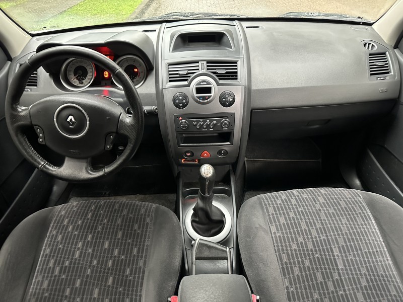MÉGANE 1.6 DYNAMIQUE GRAND TOUR 16V FLEX 4P MANUAL - 2013 - CAXIAS DO SUL