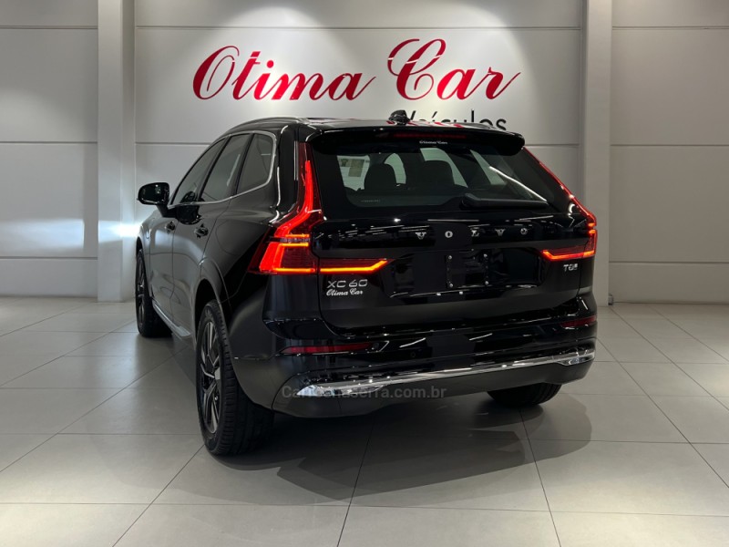 XC60 2.0 T8 RECHARGE PLUS AWD HIBRIDO 4P AUTOMÁTICO - 2026 - FLORES DA CUNHA