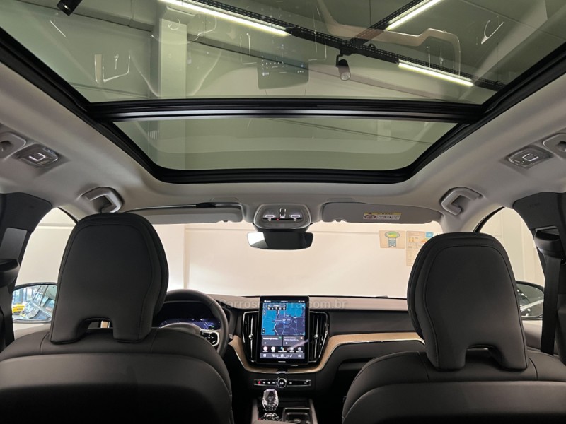 XC60 2.0 T8 RECHARGE PLUS AWD HIBRIDO 4P AUTOMÁTICO - 2026 - FLORES DA CUNHA