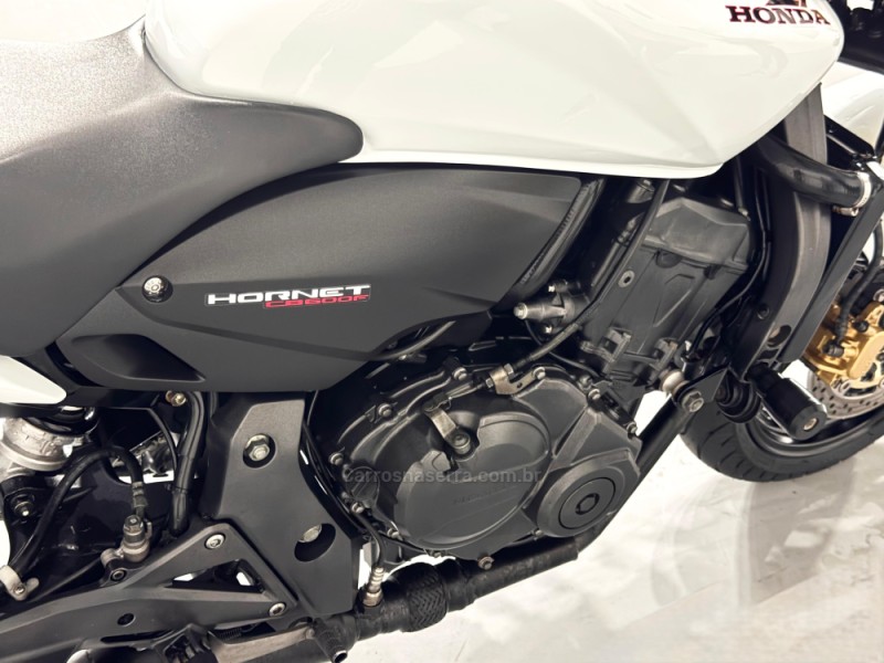 CB 600F HORNET - 2013 - ESTâNCIA VELHA